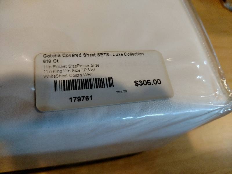 lot 285 image: Gotcha Covered King Sheet Set 618 T...