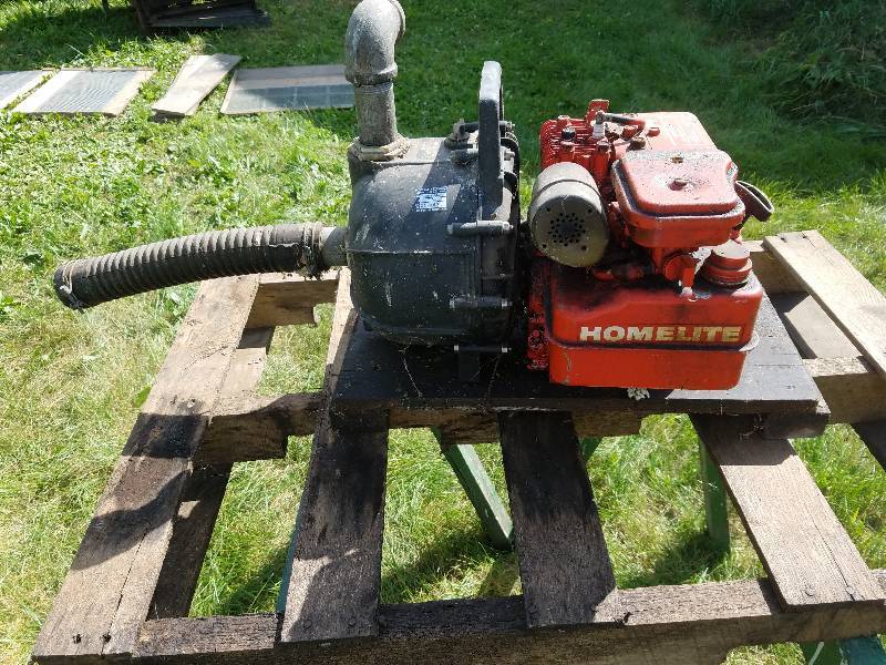 lot 15 image: Homelite Engine & Water Pump