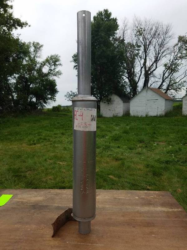 lot 30 image: Muffler for a Allis Chalmers Tractor AL-4 & AL-2