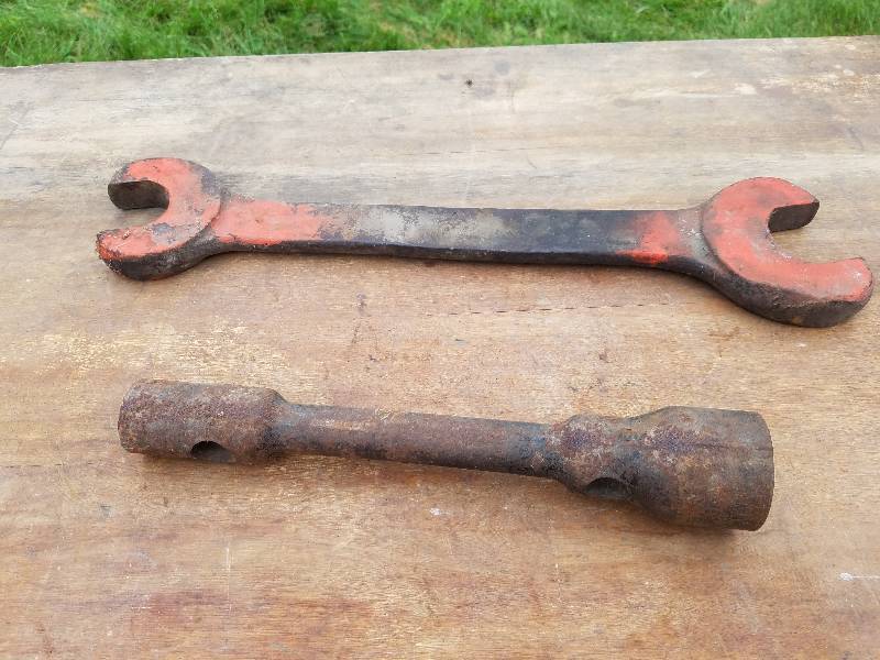 lot 45 image: Big Wrench 19 long