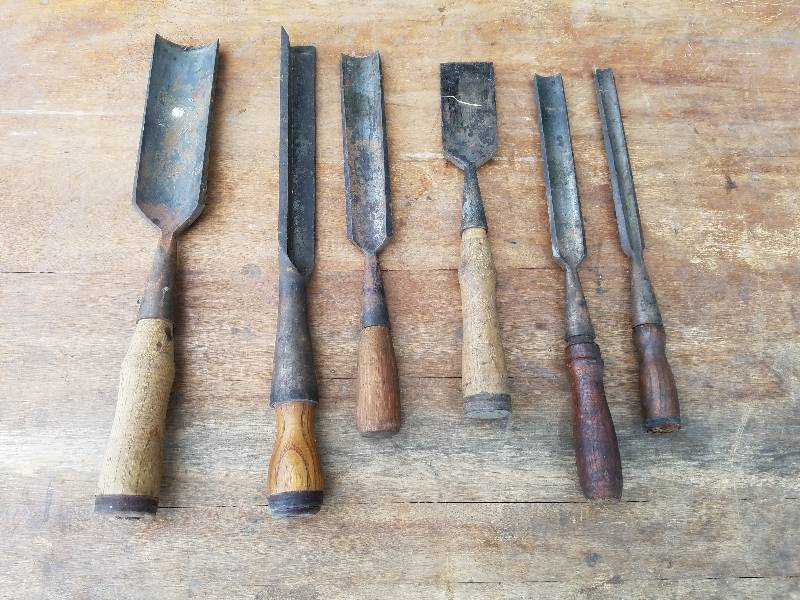 lot 61 image: Lot of 6 vintage misc. Woodworking Chisels