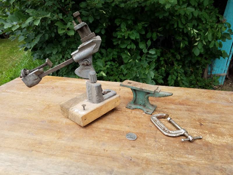 lot 63 image: Drill Grinding Attachment, Small Anvil, and 2 clamp