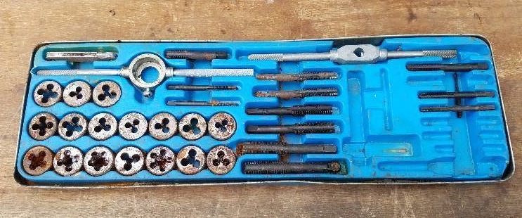 lot 86 image: Tap and Die Mix Lot