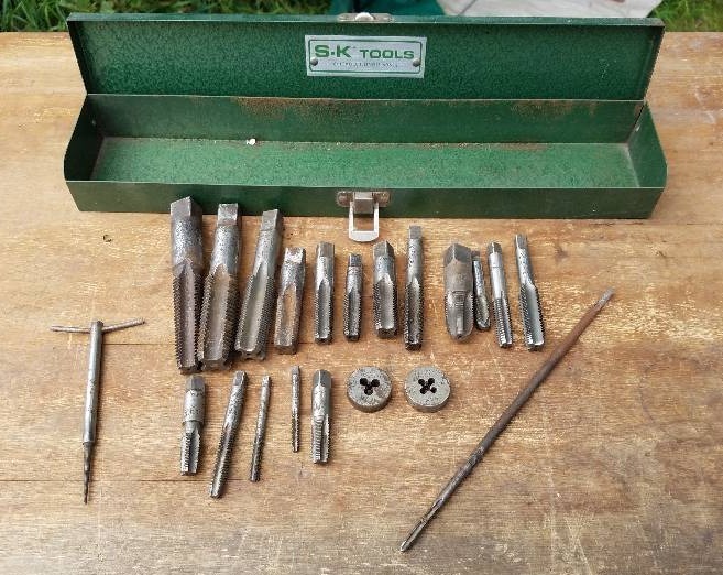lot 87 image: Mix lot of Tap & Dies