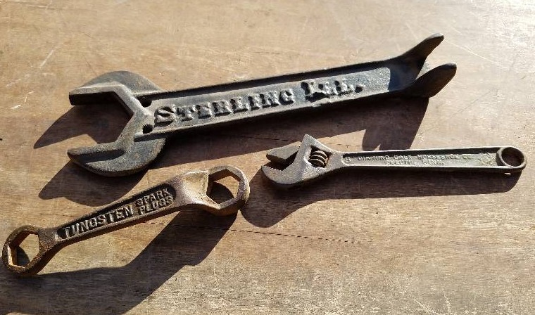 lot 122 image: Antique Sterling 2 Tungsten Spark Plug Wrench 8 Diamond Calk Horseshoe adjustable wrench