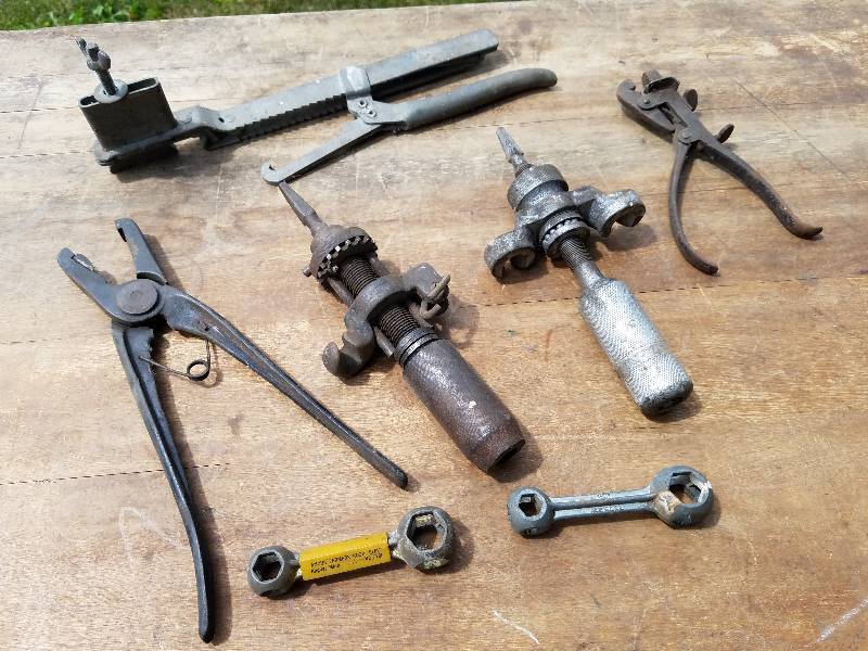 lot 132 image: Lot of tools one from Angus Minnesota Elevator