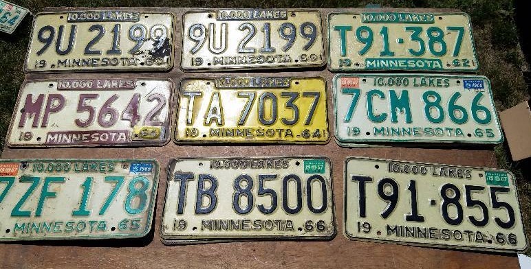 lot 149 image: Minnesota License Plates from the 1960s