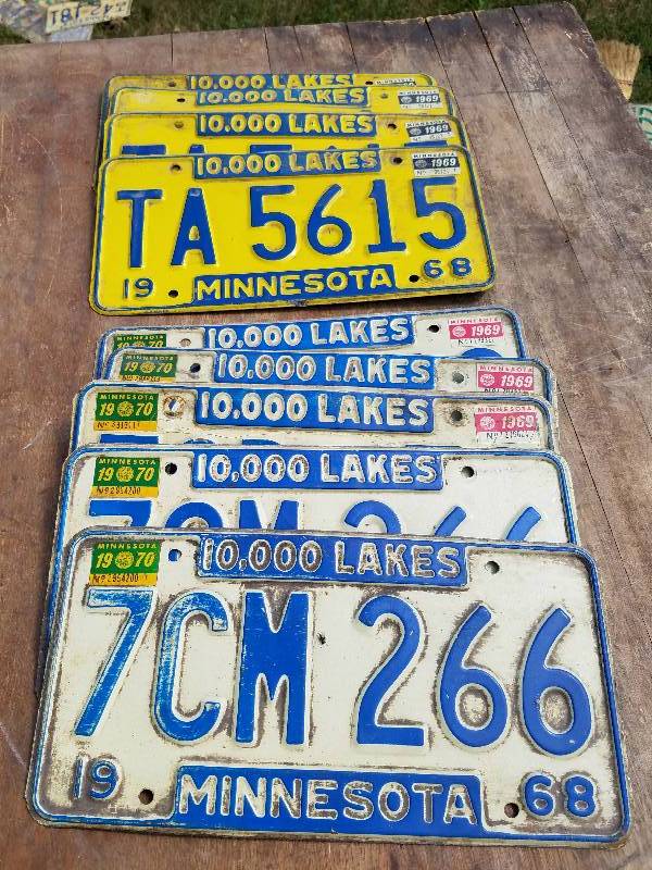 lot 150 image: Lot of 1968 License plates from Minnesota