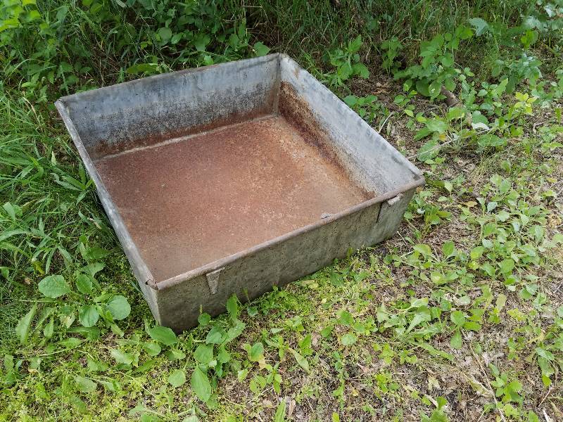 lot 160 image: Big galvanized square tub for flowers or other reasons