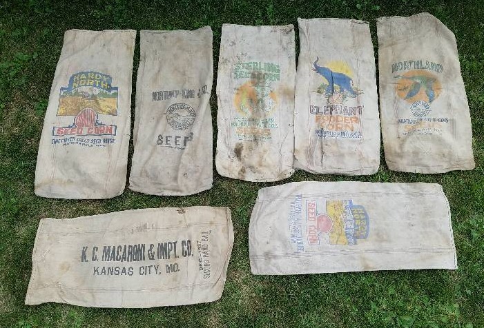 lot 176 image: Mix lot of unique & rare vintage advertising seed sack 1 from 1937