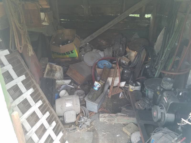 lot 231 image: Contents of SE Corner shed Motors, Auto Parts, Motors