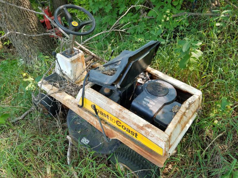 lot 256 image: Lot of 3 junk mowers for parts Coast to Coast Sears 830 & Huskee