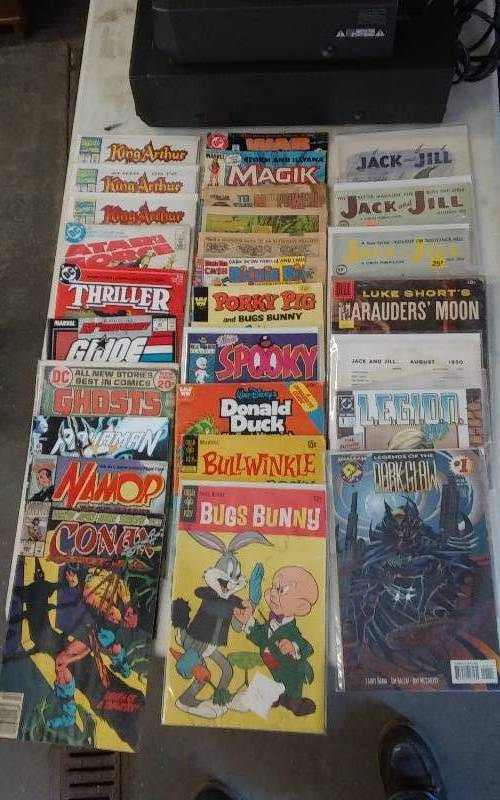 lot 41 image: 30 Assorted Comics