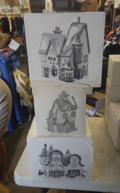 lot 48 image: 3-Department 56 Heritage Village Collection North Pole Series