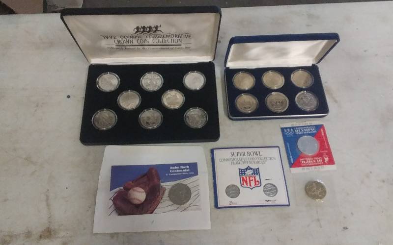 lot 57 image: 1992 Olympic Commemorative Crown Coin Collection