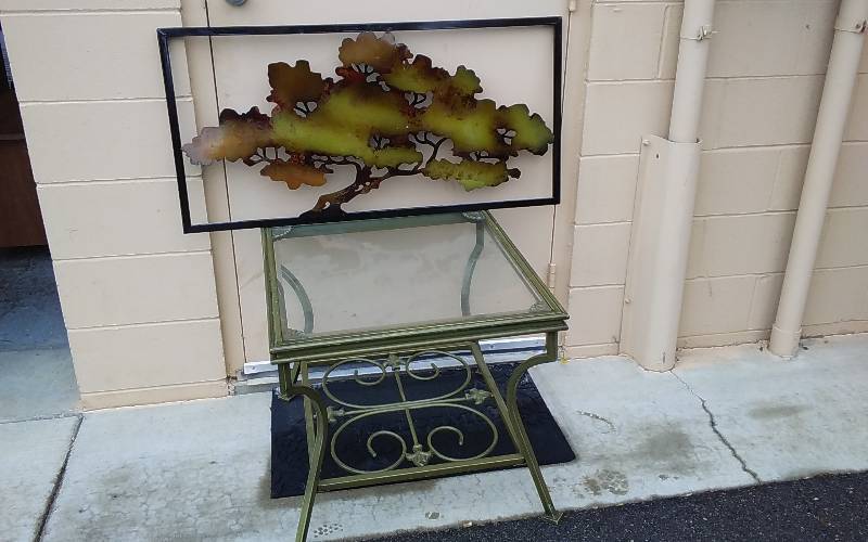 lot 5 image: Green Frame Glass Top Table 24x24x21, Metal Sculpture 39x19