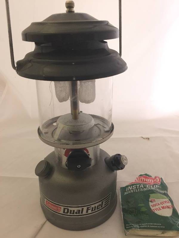 lot 31 image: Coleman Dual Fuel Lantern