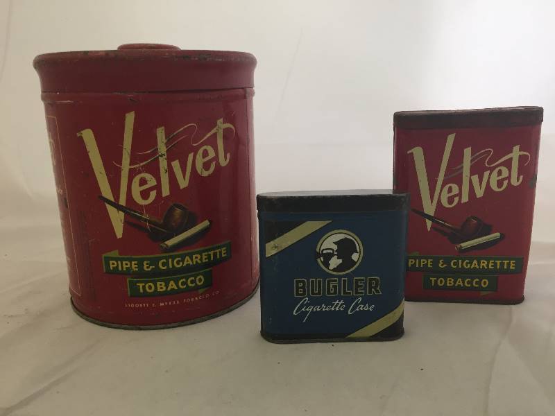 lot 36 image: Tobacco Cigarette Tins