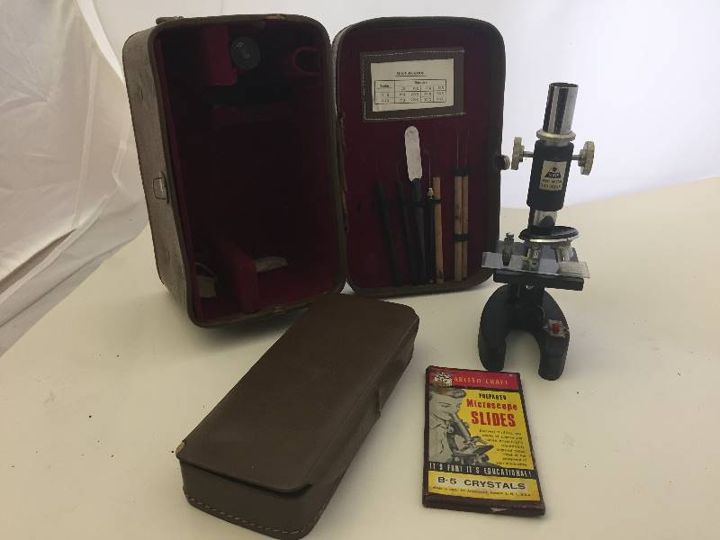 lot 53 image: Vintage Tower Microscope 6384