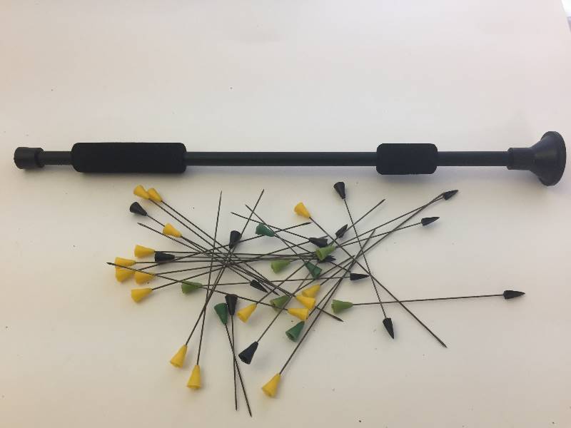 lot 80 image: Blow Gun & Darts