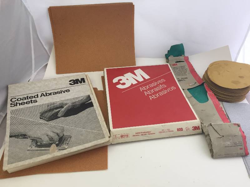 lot 121 image: Large 3M Sandpaper Lot