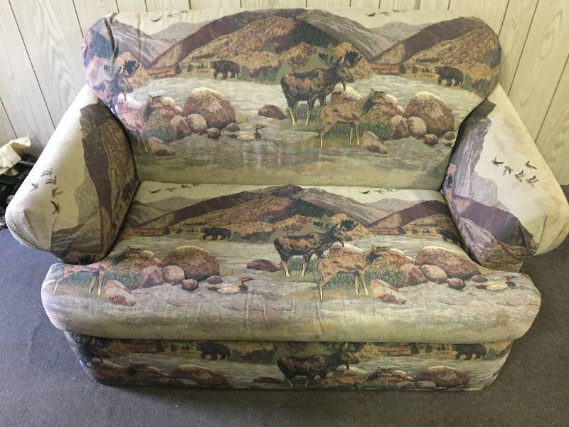 lot 21 image: Wildlife Print Loveseat Pull Out Twin Bed