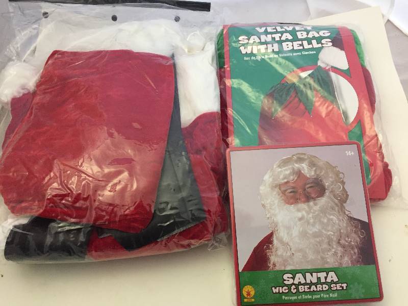 lot 162 image: New Santa Suit Bag Beard