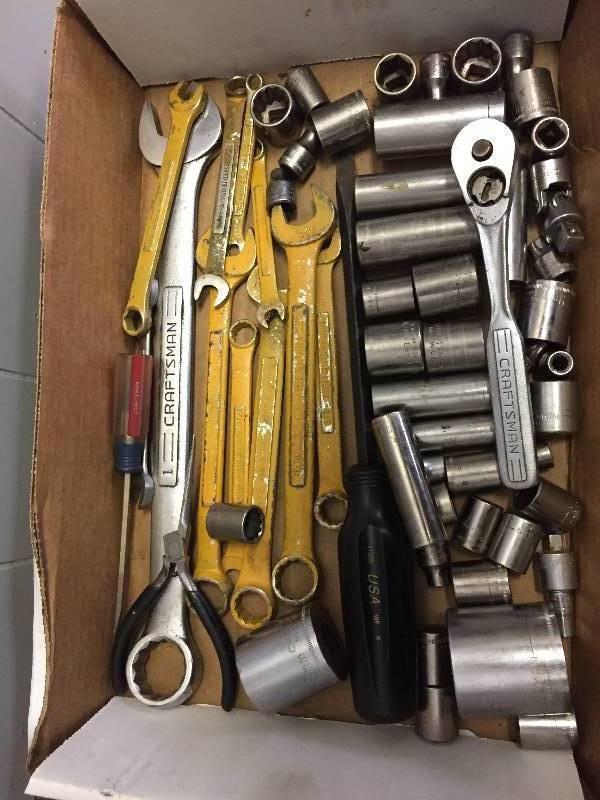 lot 17 image: Craftsman Tools Sockets Wrenches more