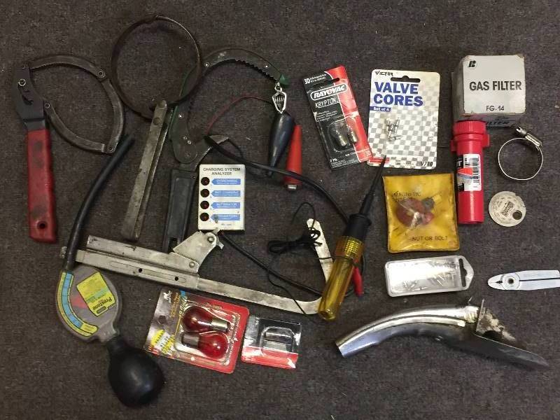 lot 179 image: Tools - Car Auto Related