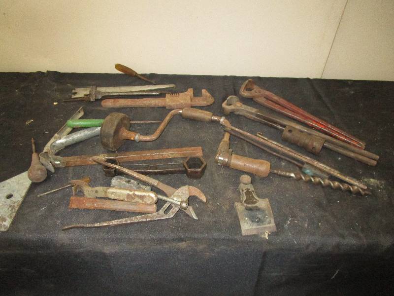 lot 25 image: Rustic Tools, Hand Drill, Lots of Old Tools, Horse Hoof Cutters, Various Tools