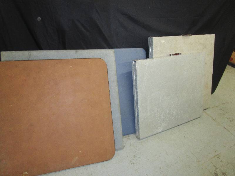 lot 65 image: 2 large aluminum folding tables and 3 card tables