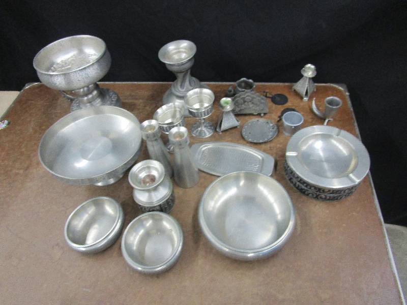 lot 115 image: Handarbeid Norge Pewter, Norway Pewter BM Norway 7132 and many more sizes Metal Things, Candle Holders, Ash Tray, Napkin Holder, Butter Platter, Etc.