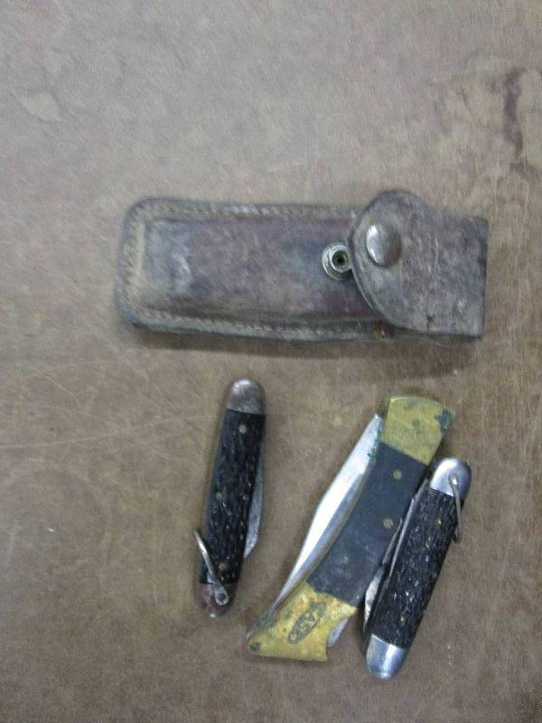 lot 116 image: CASE XX folding knife, Imperial knife, and various Pocket Knives