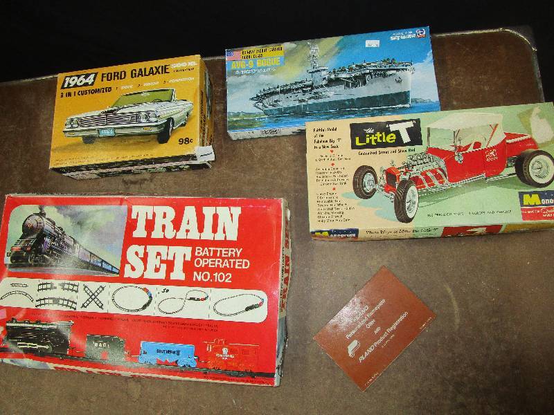 lot 124 image: Models variety cars, ship and train