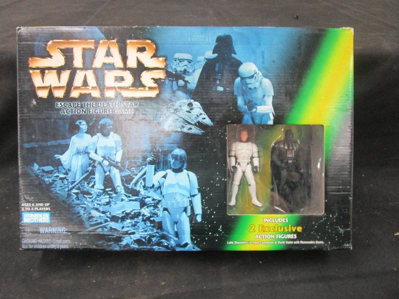 lot 146 image: Star Wars Escape the Death Star Action Figure Game 2 exclusive action figures, Parker Brothers unopened Box