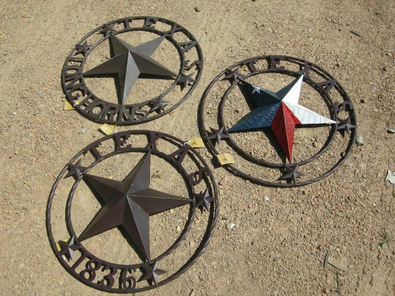 3 Round Metal Texas Signs