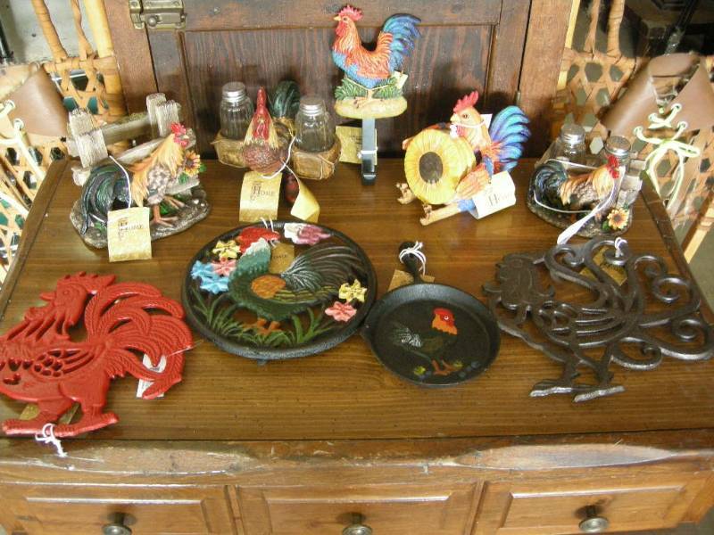 Chicken Accessory Dcor