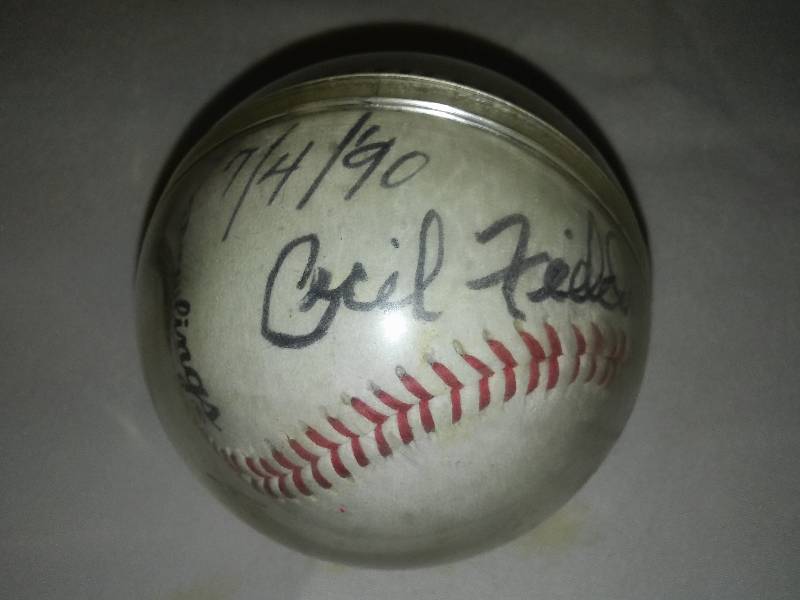 Cecil Fielder autographed baseball, July 4th, 1990 in case
