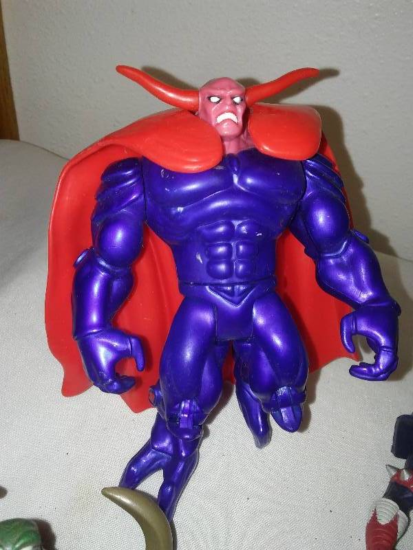 16 action figures Gothic and strange