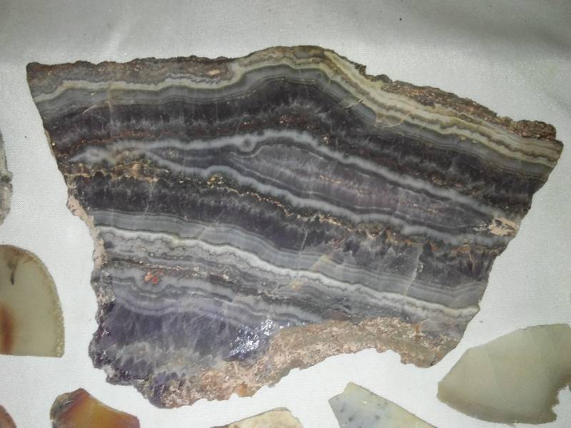 collectible Rock slices