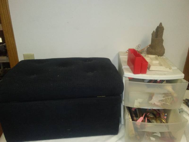 storage ottoman and 2 drawer storage