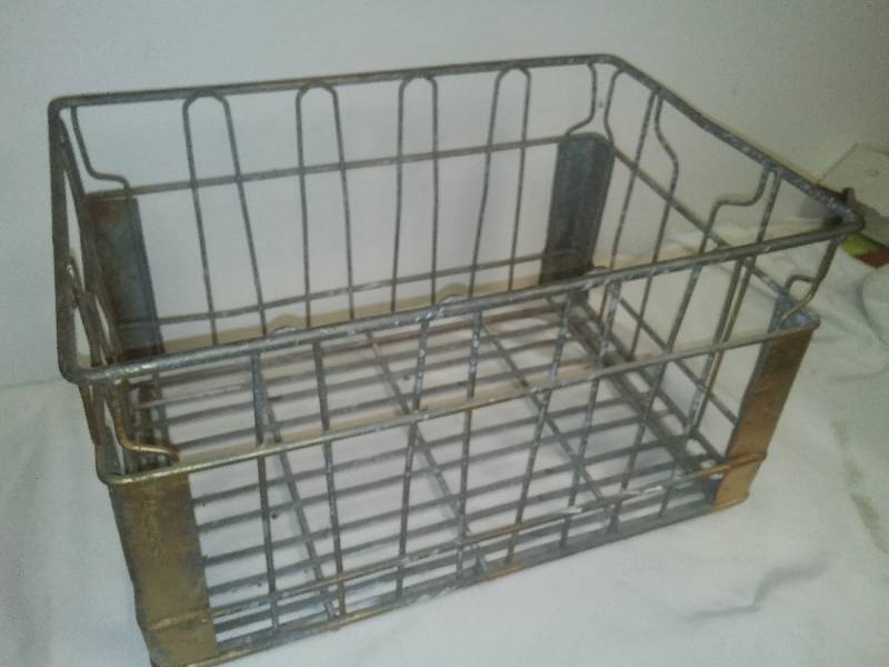 Cass-clay Creamery metal crate