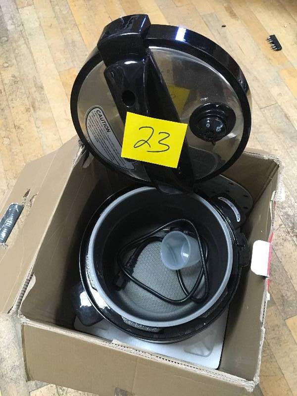 lot 23 image: Tristar Power Pressure Cooker  6 qt in working conditions