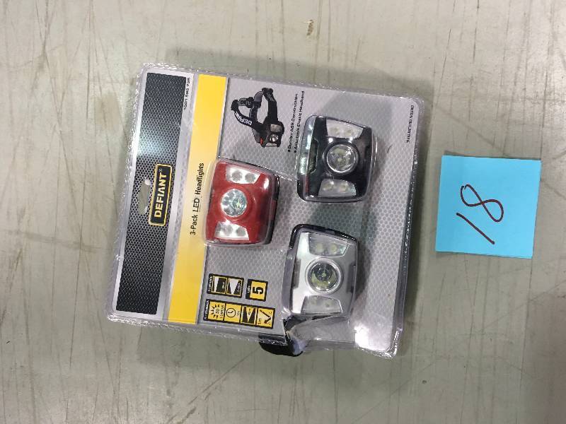 lot 18 image: Defiant 80 Lumen LED Headlight (3-Pack)