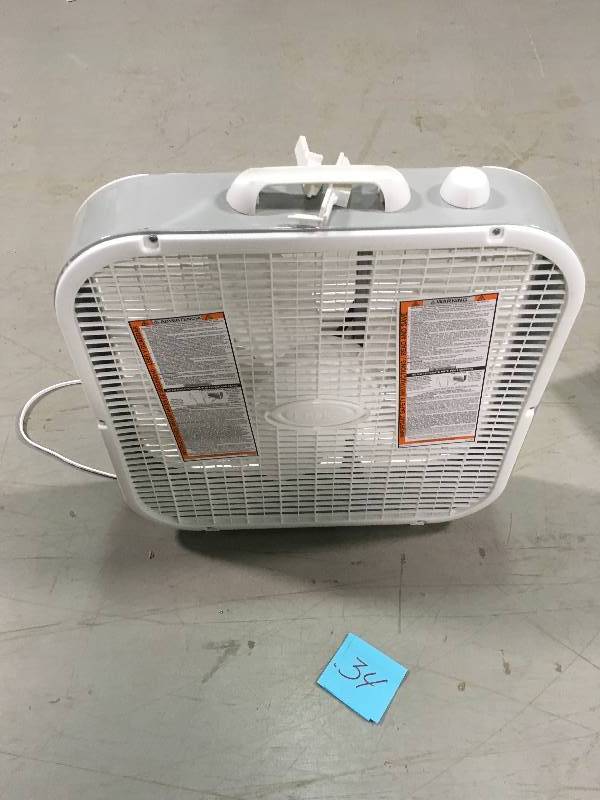 lot 34 image: LASKO 20 in. Box Fan in working conditions