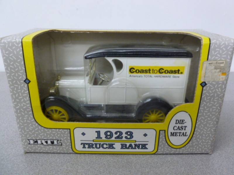 lot 91 image: Ertl Truck Coin Bank