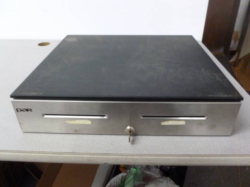 lot 103 image: Cash Drawer