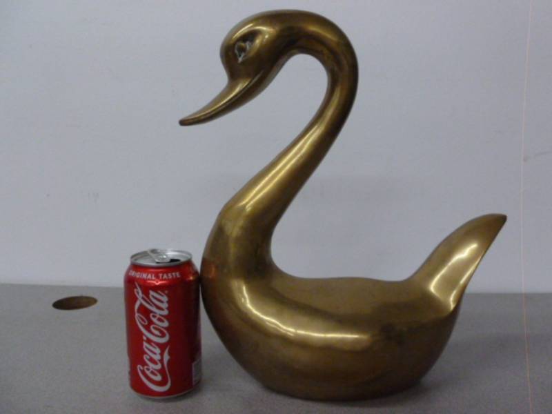 lot 111 image: Vintage Cast Brass