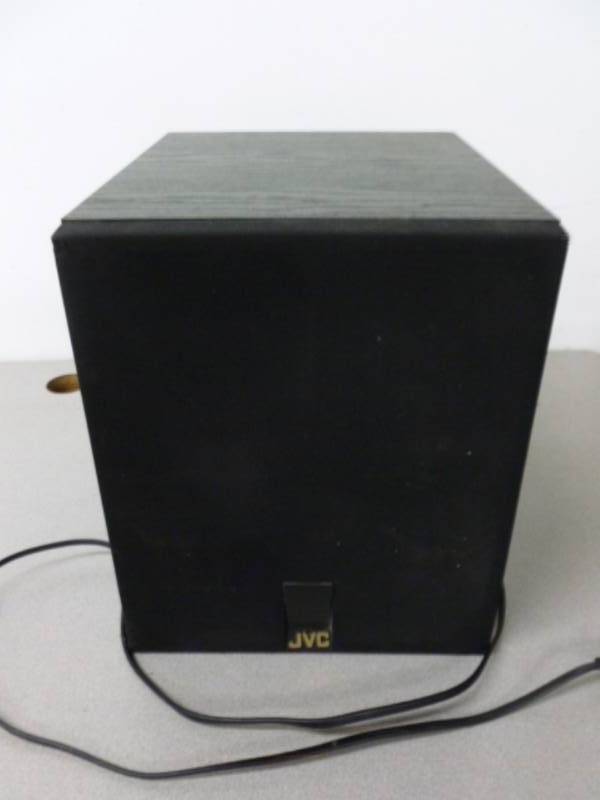 lot 116 image: Subwoofer