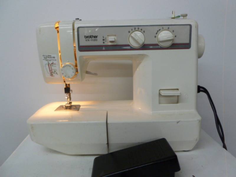 lot 132 image: Sewing Machine